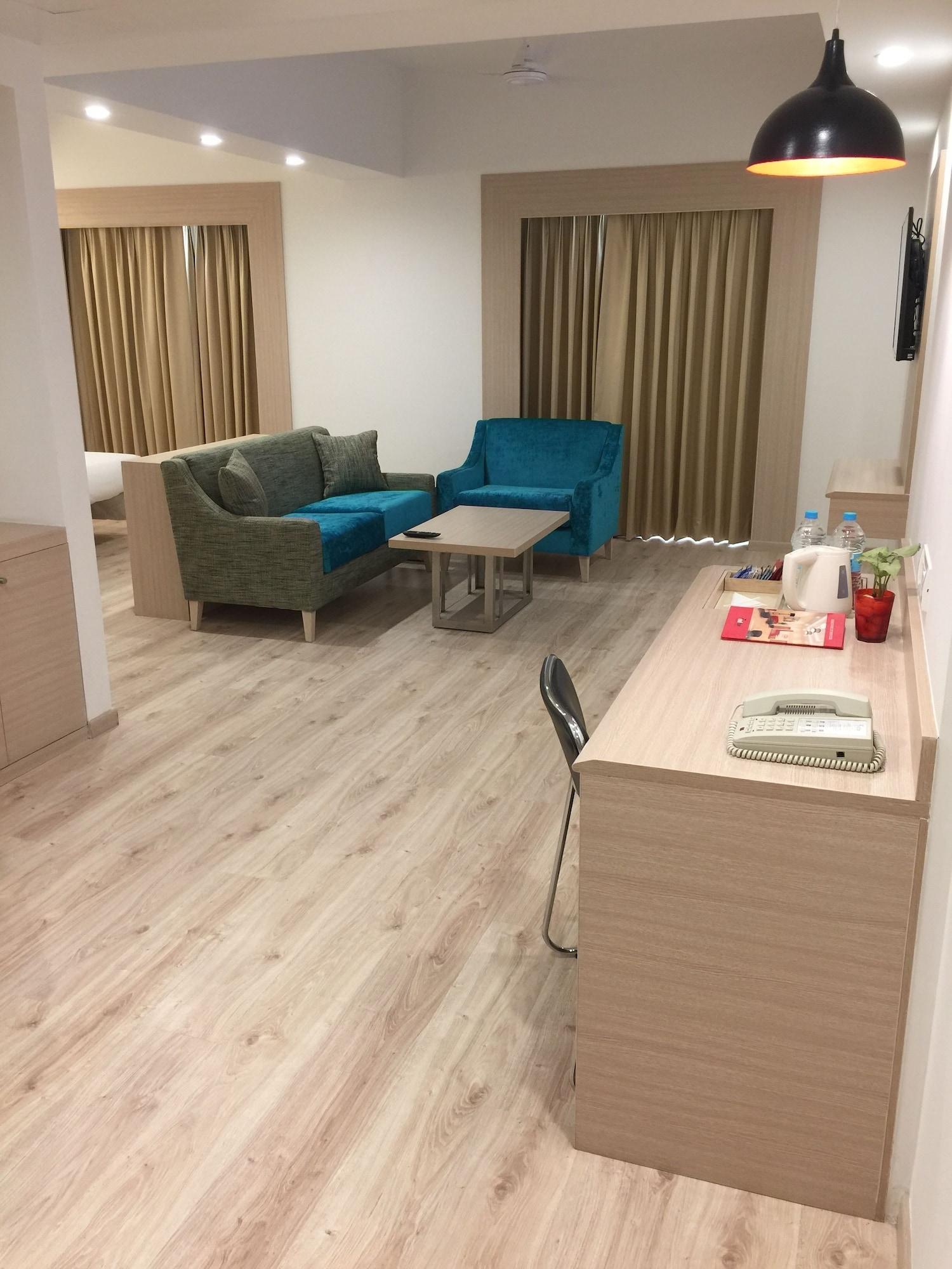 Red Fox By Lemon Tree Hotels, Sector 60, Gurugram Gurgaon Eksteriør billede
