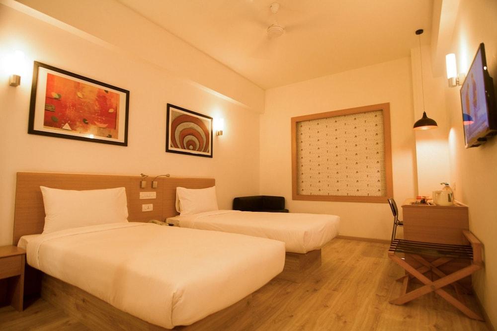 Red Fox Hotel, Sector 60, Gurugram Gurgaon Eksteriør billede