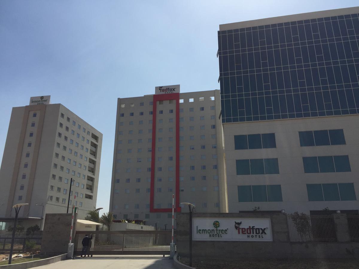 Red Fox By Lemon Tree Hotels, Sector 60, Gurugram Gurgaon Eksteriør billede
